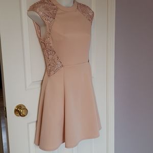 Do & Be | beautiful cocktail dress